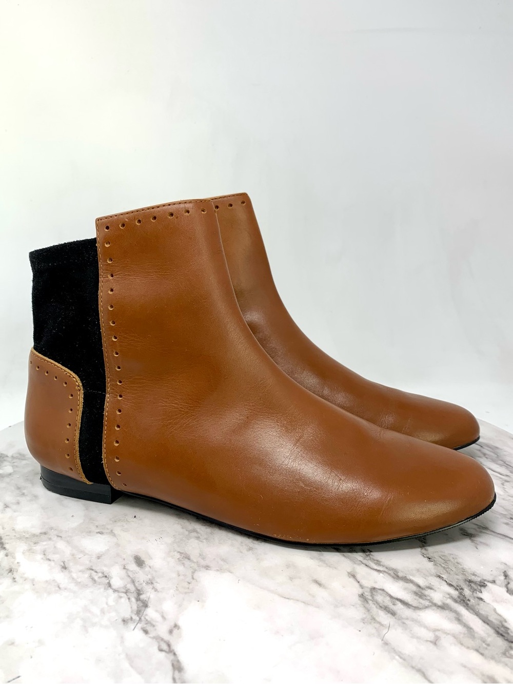 Logo Gabbi Brown Leather Two Toned Chelsea Boots 6.5 Minimalist Refined Academia